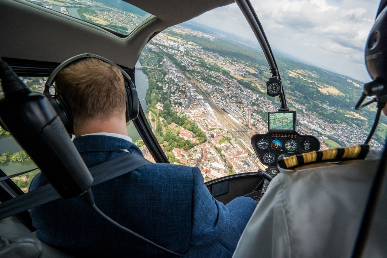 Rundflug, Helikopter Rundflug, Blick aus dem Cockpit